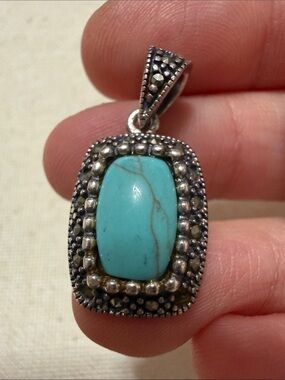 Sterling Silver 925 Thailand Turquoise Colored Stone Marcasite Pendant Necklace